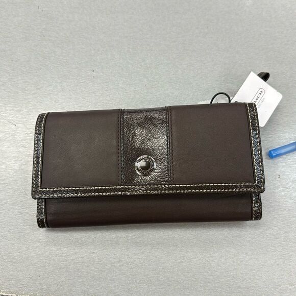 Coach wallet - Picture 1 of 11